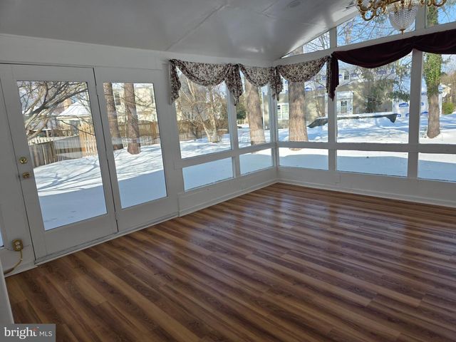 10217 MCKEAN CT, Great Falls, VA 22066