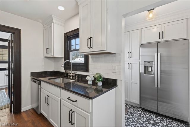 3339 Altamont Avenue, Cleveland Heights, OH 44118