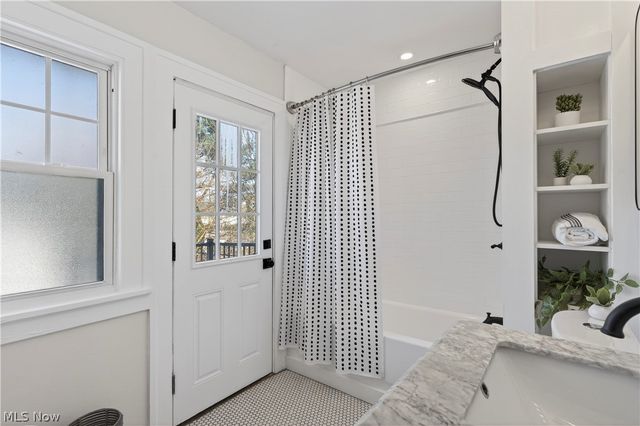 3339 Altamont Avenue, Cleveland Heights, OH 44118