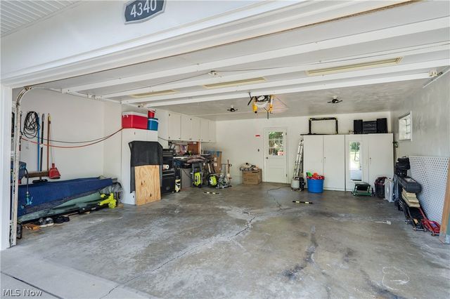 4340 Nottingham Avenue, Youngstown, OH 44511