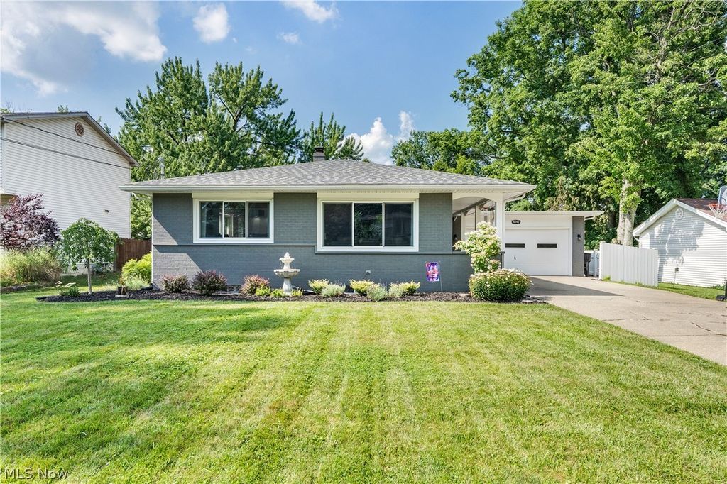 4340 Nottingham Avenue, Youngstown, OH 44511