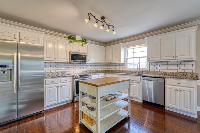 284 Jacob Creek Drive, Inman, SC 29349