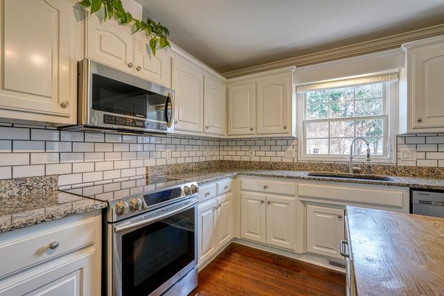 284 Jacob Creek Drive, Inman, SC 29349