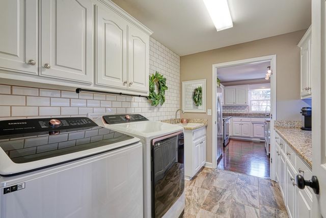 284 Jacob Creek Drive, Inman, SC 29349