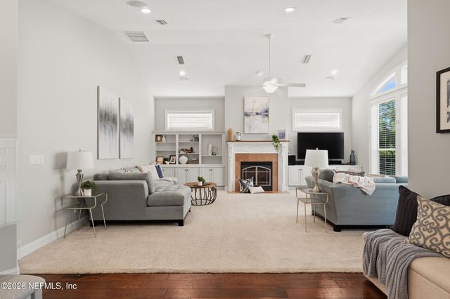 405 SUMMERSET Drive, St. Johns, FL 32259