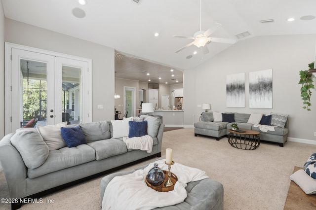 405 SUMMERSET Drive, St. Johns, FL 32259