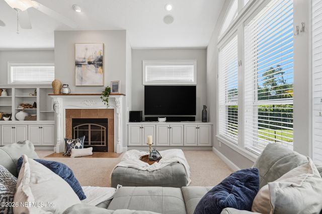 405 SUMMERSET Drive, St. Johns, FL 32259