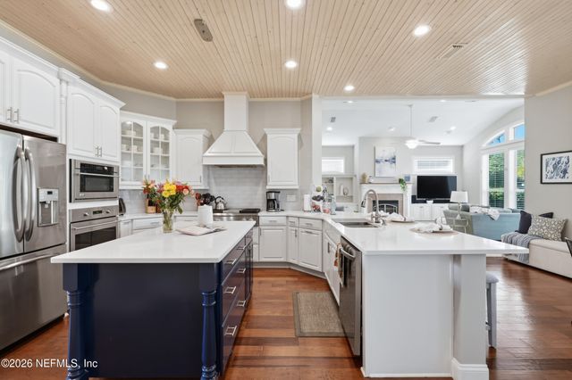 405 SUMMERSET Drive, St. Johns, FL 32259