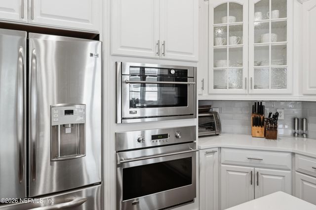 405 SUMMERSET Drive, St. Johns, FL 32259