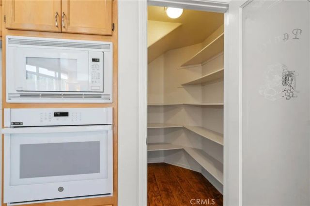 1276 Roberta Court, Simi Valley, CA 93065