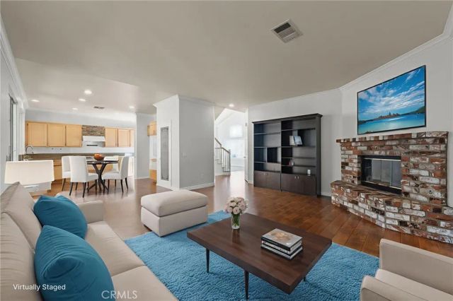 1276 Roberta Court, Simi Valley, CA 93065