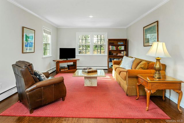 6 Douglas Drive, Katonah, NY 10536