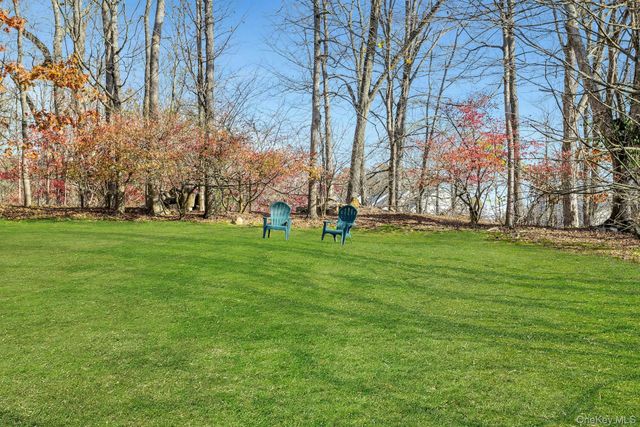 6 Douglas Drive, Katonah, NY 10536