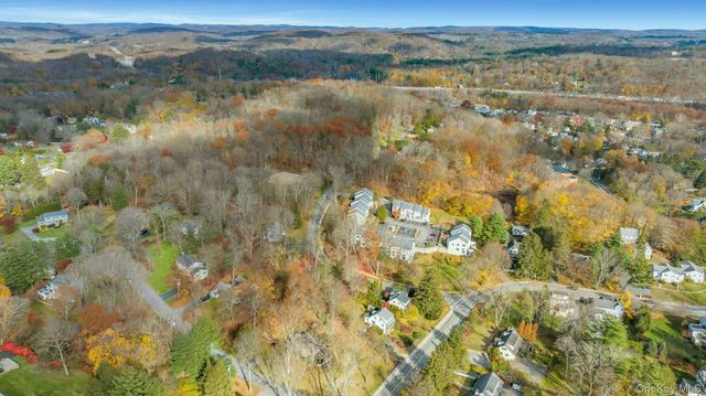 6 Douglas Drive, Katonah, NY 10536