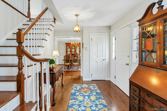 6 Douglas Drive, Katonah, NY 10536