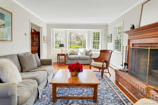 6 Douglas Drive, Katonah, NY 10536