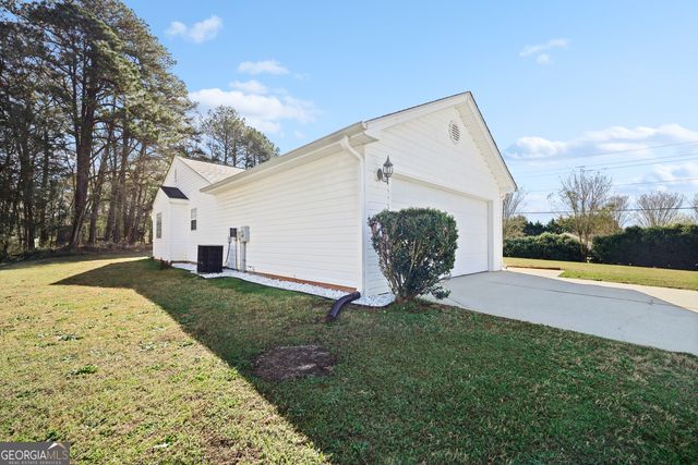 1101 Ravenwood Drive, Bethlehem, GA 30620