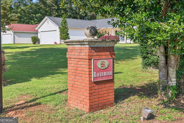 1101 Ravenwood Drive, Bethlehem, GA 30620