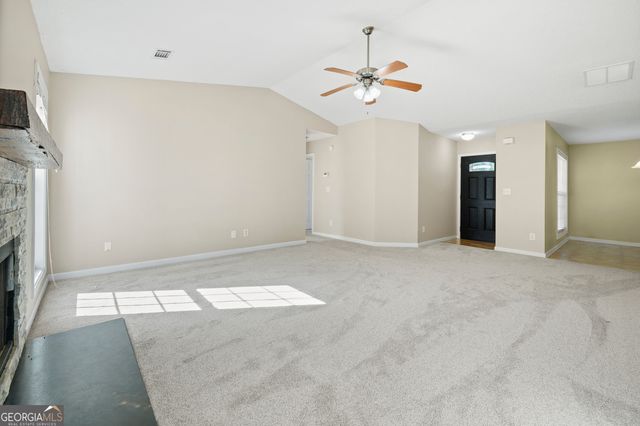 1101 Ravenwood Drive, Bethlehem, GA 30620