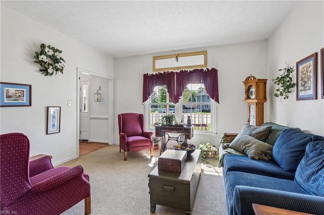 103 Kayla CT, Yorktown, VA 23693