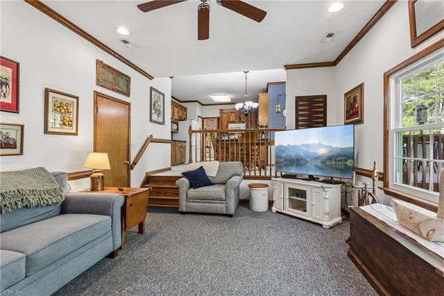 103 Kayla CT, Yorktown, VA 23693