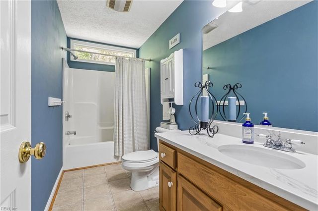 103 Kayla CT, Yorktown, VA 23693