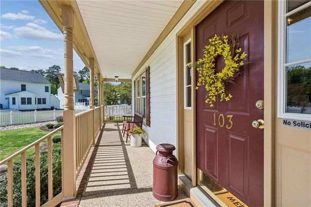 103 Kayla CT, Yorktown, VA 23693