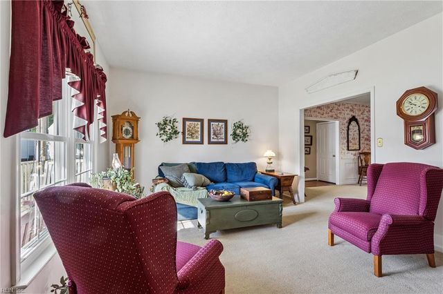 103 Kayla CT, Yorktown, VA 23693