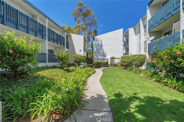 611 S Prospect Avenue 103, Redondo Beach, CA 90277