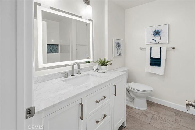 611 S Prospect Avenue 103, Redondo Beach, CA 90277