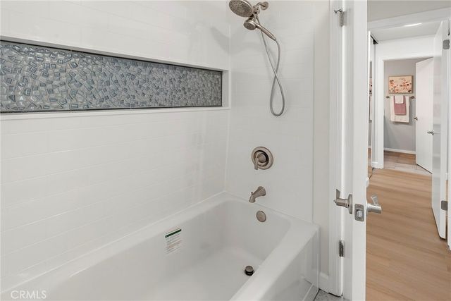 611 S Prospect Avenue 103, Redondo Beach, CA 90277