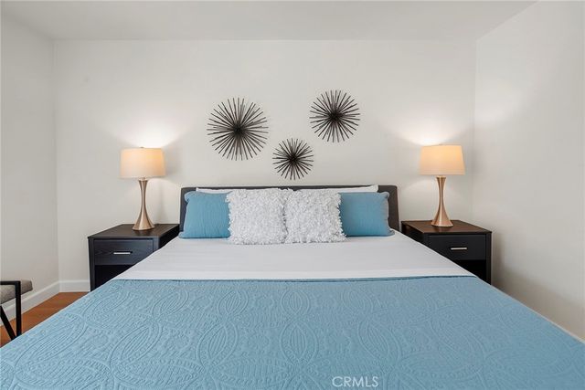611 S Prospect Avenue 103, Redondo Beach, CA 90277