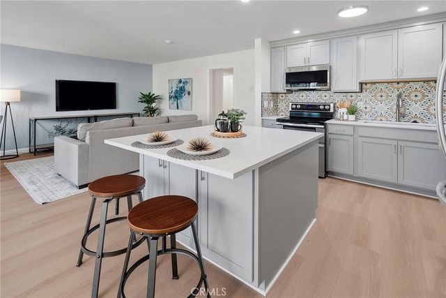 611 S Prospect Avenue 103, Redondo Beach, CA 90277
