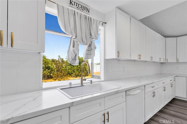 12851 4th, Victorville, CA 92395