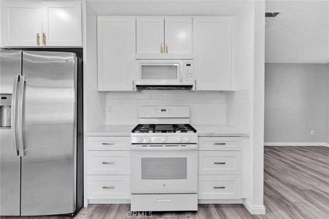 12851 4th, Victorville, CA 92395