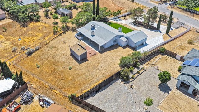 12851 4th, Victorville, CA 92395