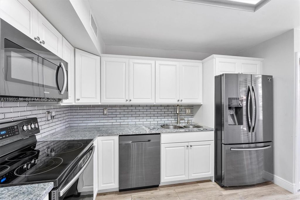 Image 1 of property listing at 7225 Promenade Dr 102, Boca Raton, FL 33433