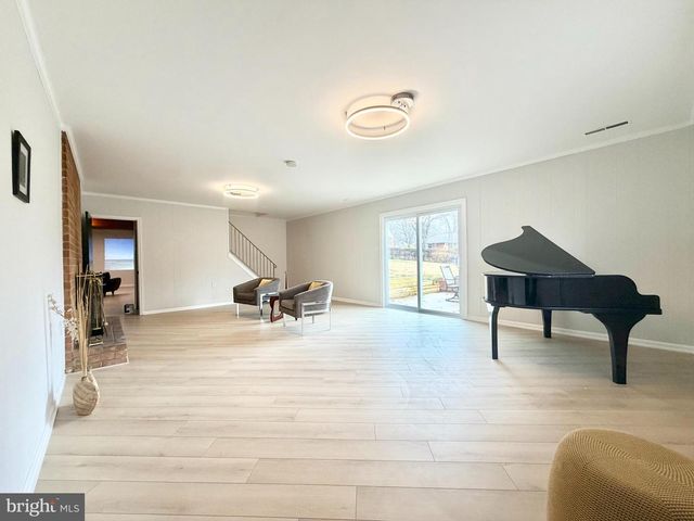 13220 RONEHILL DR, Beltsville, MD 20705