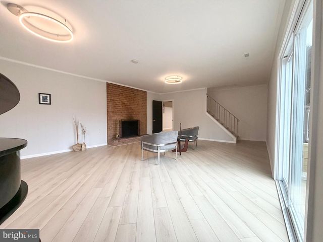 13220 RONEHILL DR, Beltsville, MD 20705