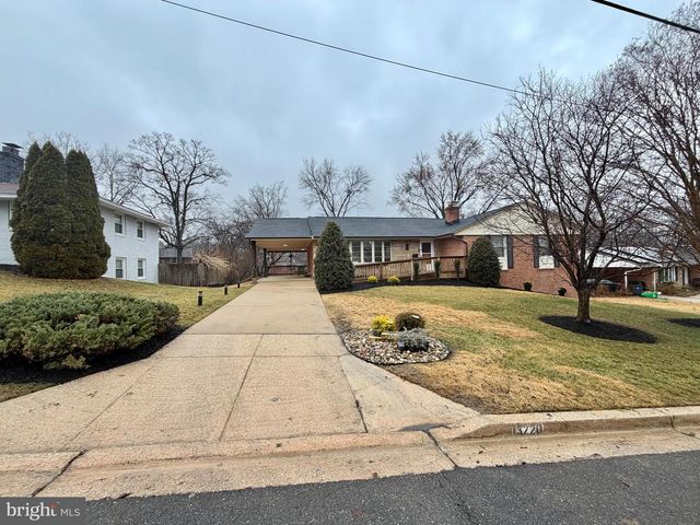 13220 RONEHILL DR, Beltsville, MD 20705