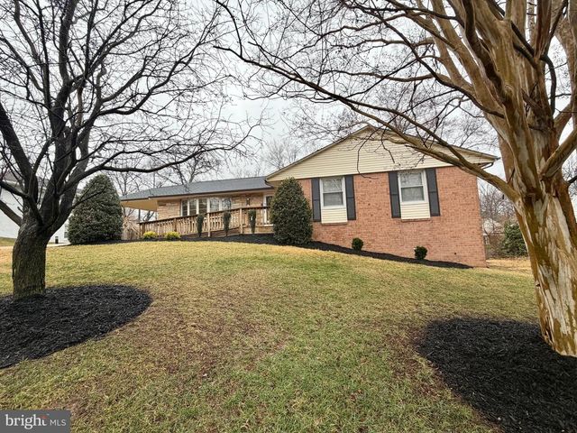 13220 RONEHILL DR, Beltsville, MD 20705