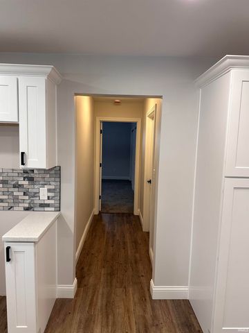 1305 N Greenbriar Road, Muncie, IN 47304