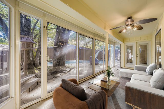 3106 Woodford Drive, Arlington, TX 76013