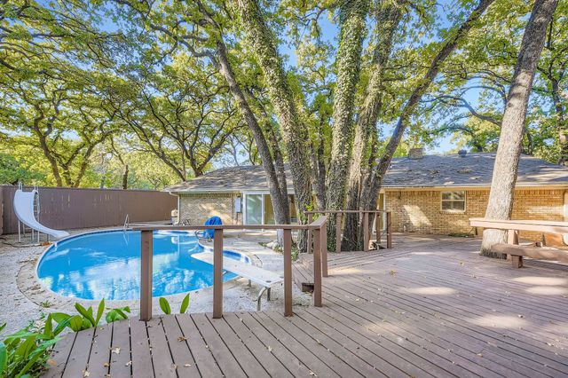 3106 Woodford Drive, Arlington, TX 76013