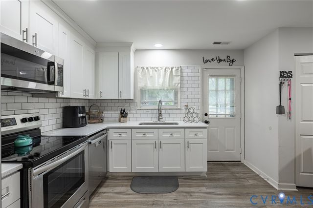 5701 Dendron Dr, Highland Springs, VA 23223