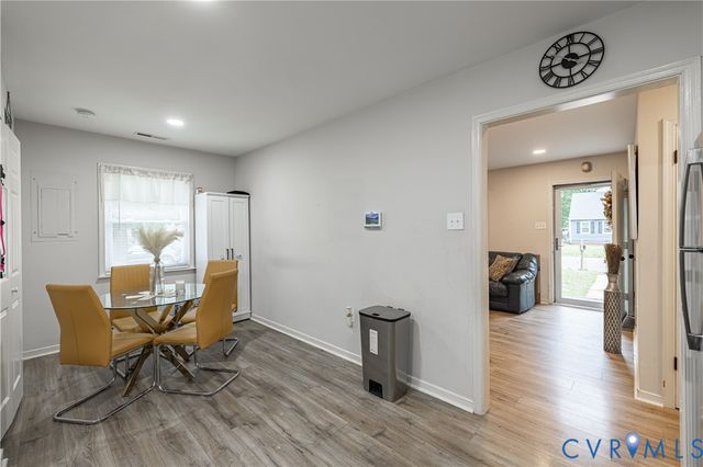 5701 Dendron Dr, Highland Springs, VA 23223