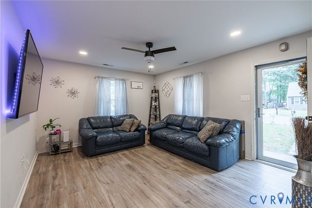 5701 Dendron Dr, Highland Springs, VA 23223