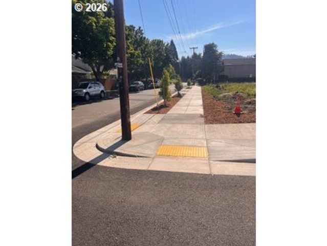 Se 87TH SE BROOKLY St, Portland, OR 97266
