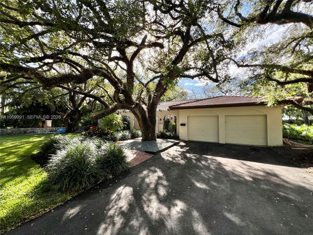 4350 Palmarito St, Coral Gables, FL 33146