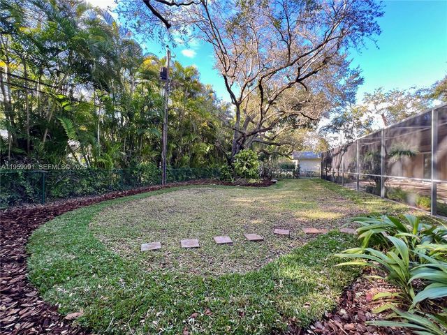 4350 Palmarito St, Coral Gables, FL 33146